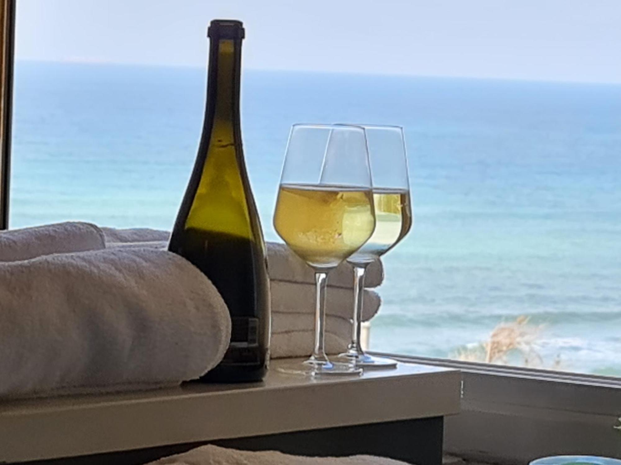 Magic On The Sea-Suites With A Private Jacuzzi And A Private Sea View Нетания Стая снимка